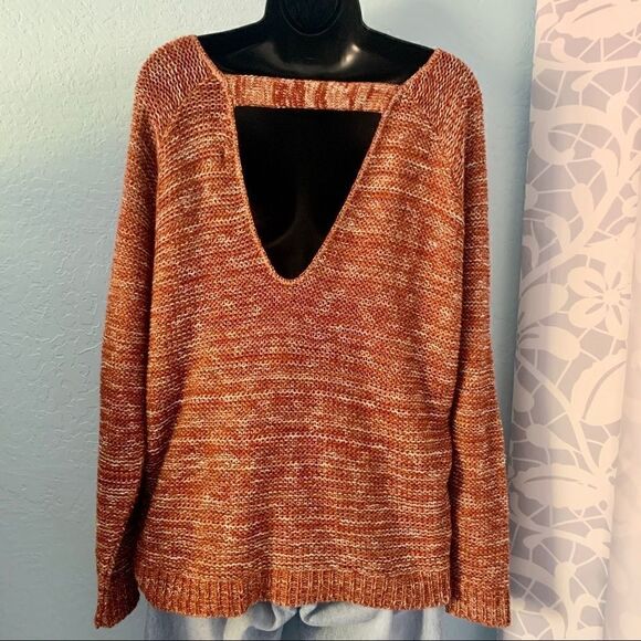 Susina Rust Marbled V-Neck Knit Sweater. Size Medium - Picture 7 of 11